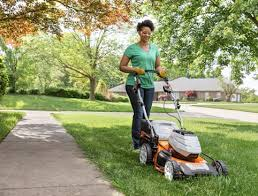 6 Tenant Responsibilities When Moving Out of a Rental 4 woman mowing